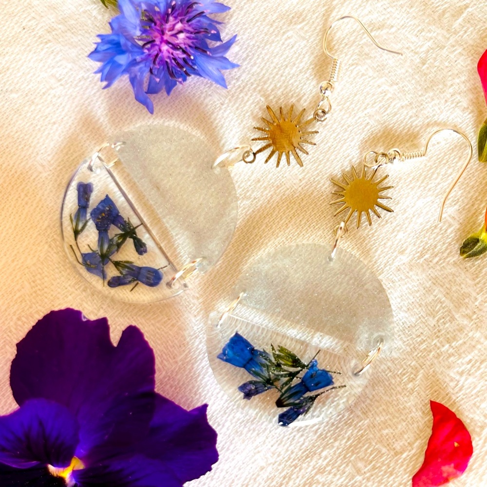 Handmade pressed flower resin earrings